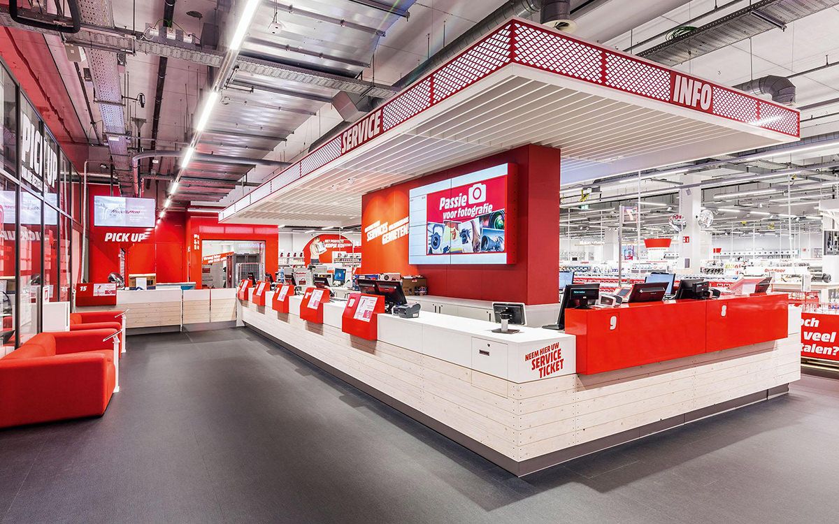 Kinderrijmpjes Aannames, aannames. Raad eens veronderstellen MediaMarkt biedt – als eerste retailer in consumentenelektronica in  Nederland – klanten retourtermijn van 100 dagen - Digitailing